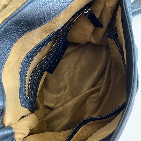 HALSTON HERITAGE Crossbody Black Leather - Picture 6 of 9